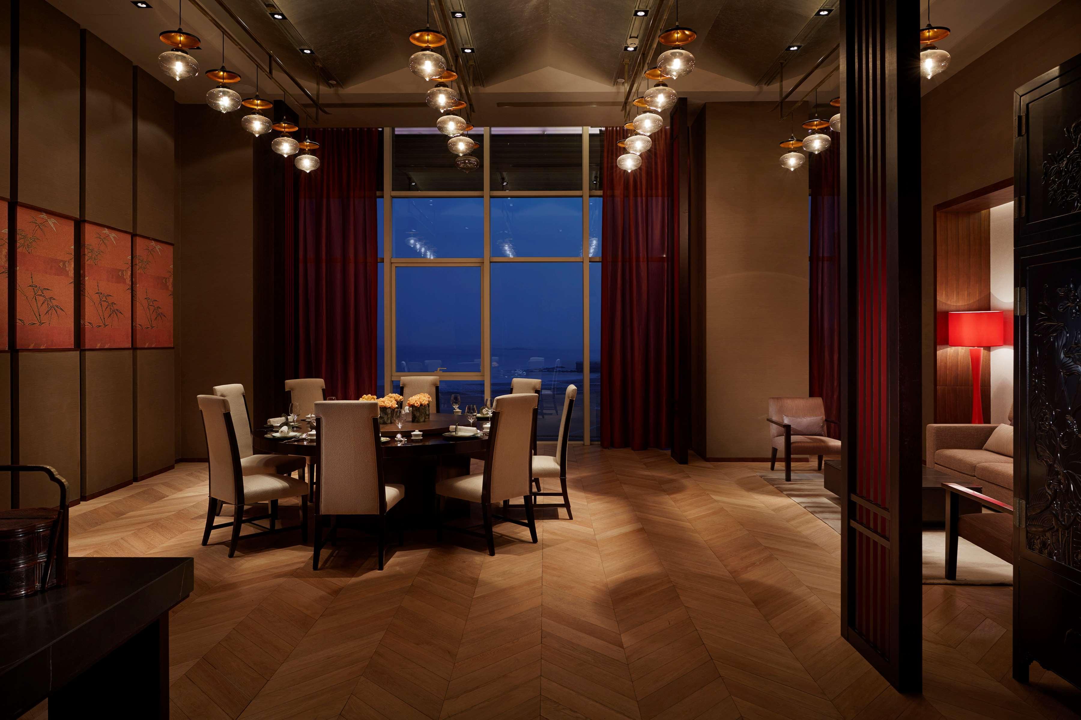 Hyatt Regency 5*