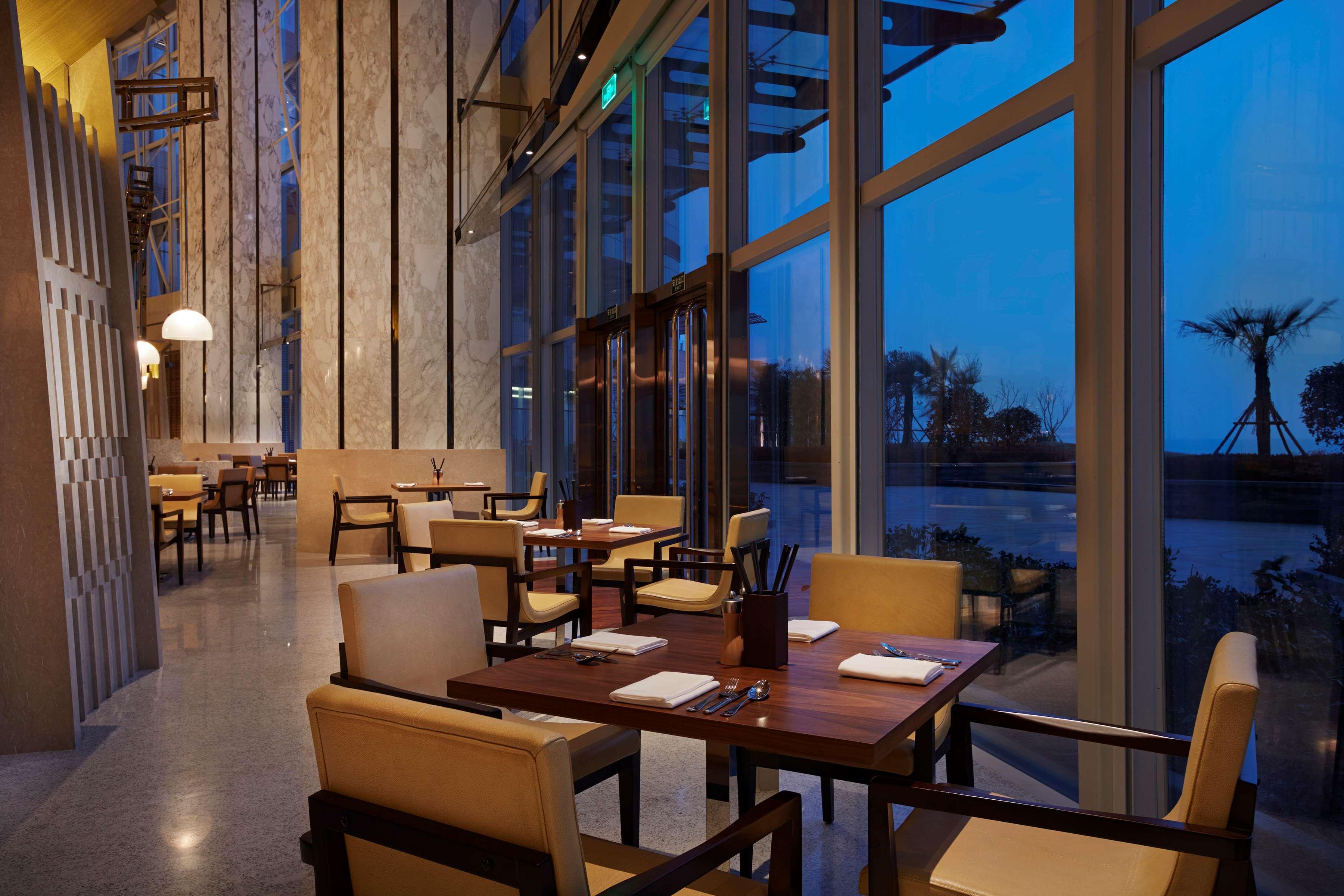 Hyatt Regency Hotel 5*