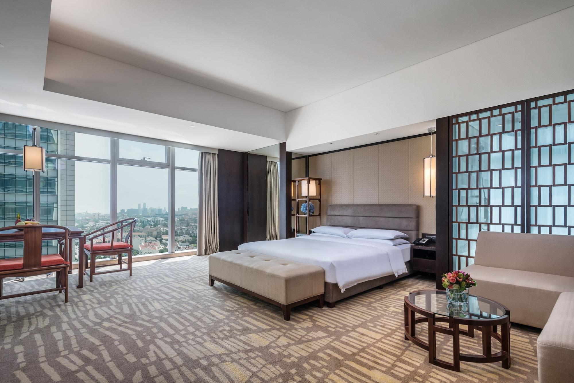 Hyatt Regency 5*